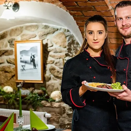Wellness Penzion-restaurace U Pstrosa *